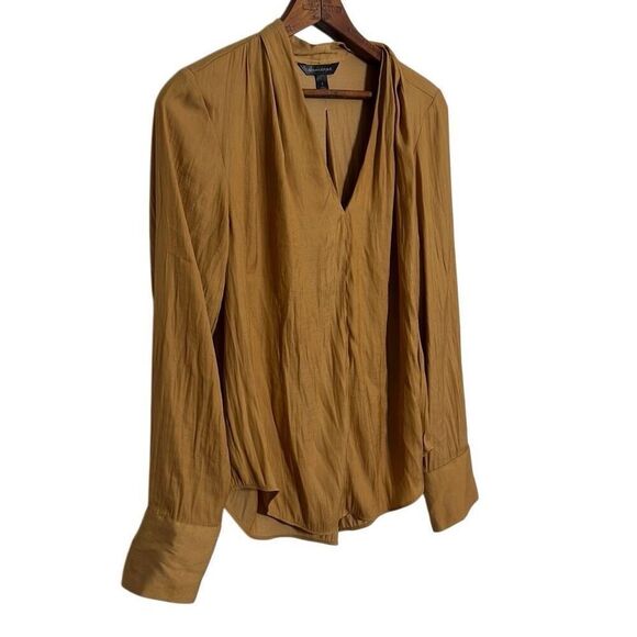 Banana Republic Essential V-neck Long Sleeve Blouse Top Camel Tan Small - Picture 2 of 8